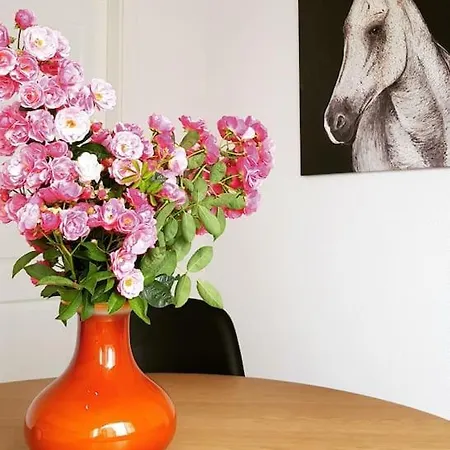 Διαμέρισμα Lovely 2 Bedroom Τούζλα