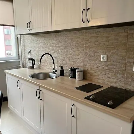 Lovely 2 Bedroom * Τούζλα