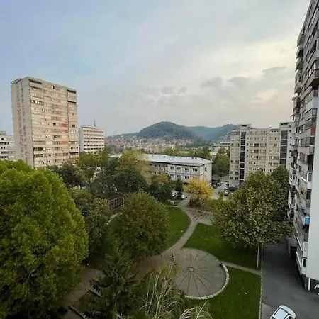 Διαμέρισμα Lovely 2 Bedroom Τούζλα