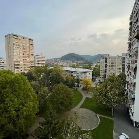 Apartment Lovely 2 Bedroom Tuzla